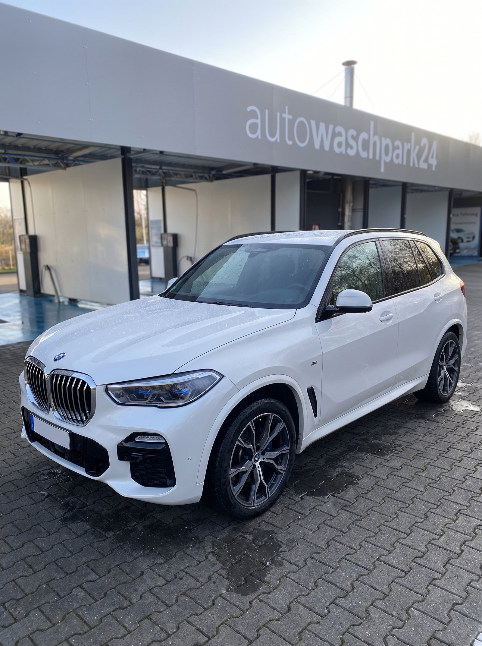 SUV